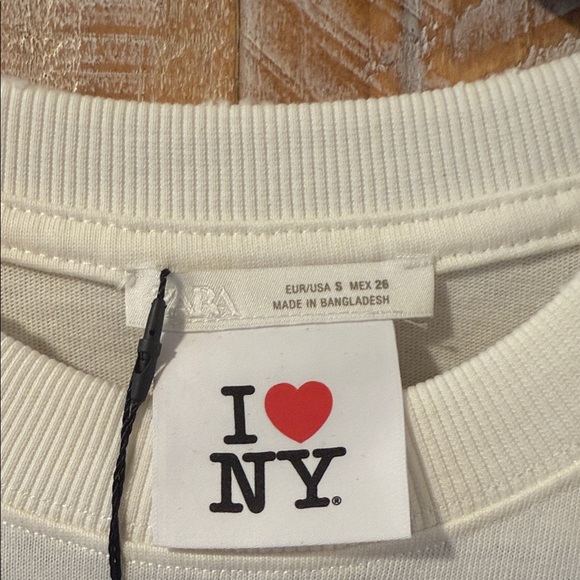 NWT Zara White 'I Love NY' Short Sleeve Tee - Picture 5 of 10